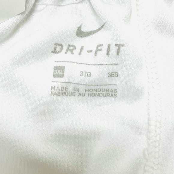 NWT Nike Women's Shorts Dri-Fit  White/Wine Basketball 932198-115 Plus Sz 3XL - Picture 4 of 5